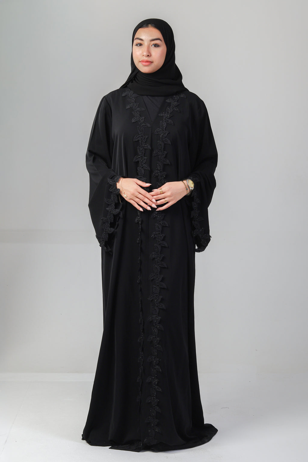 The Shimmering Leaf Border Abaya
