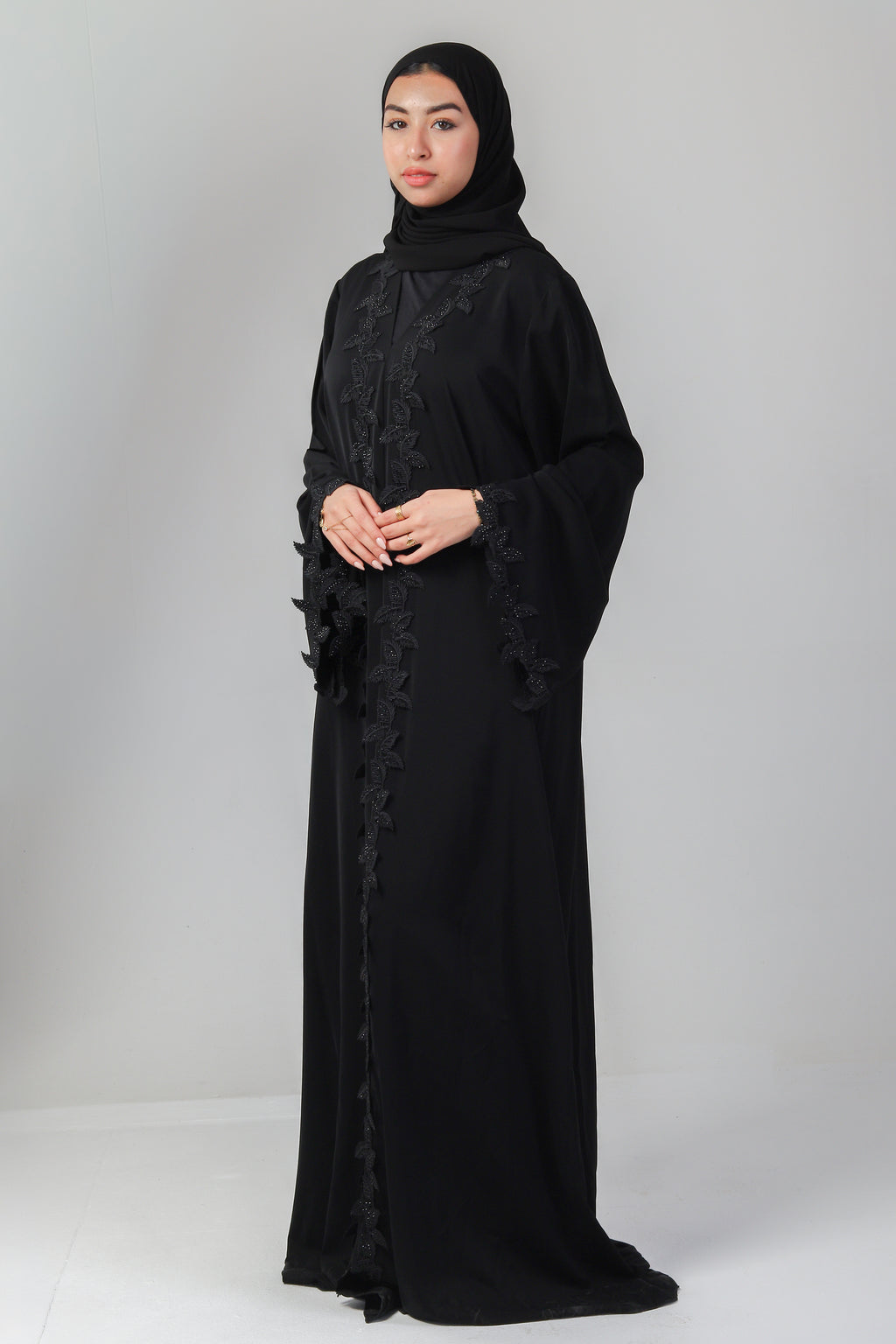 The Shimmering Leaf Border Abaya