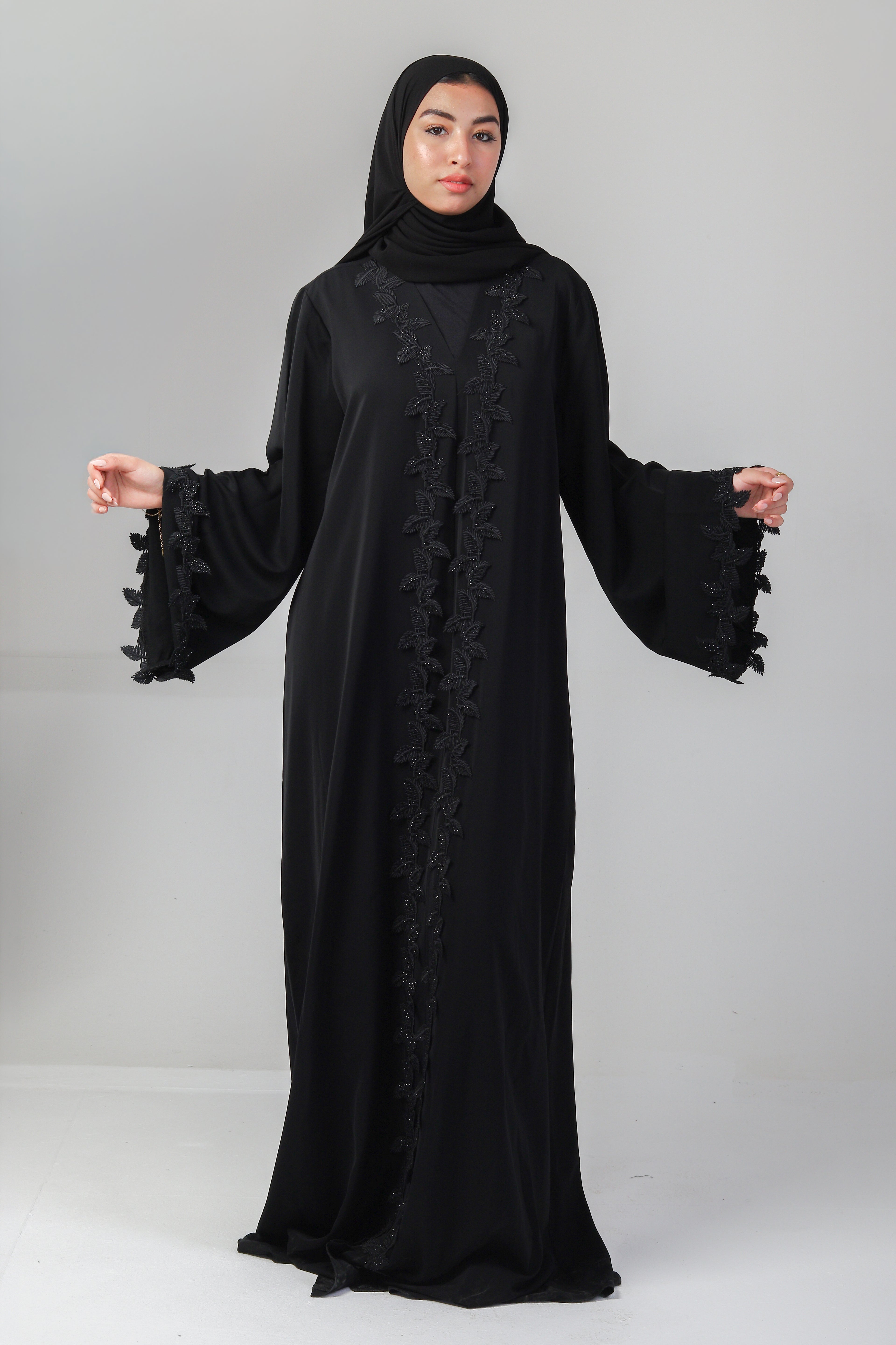 The Shimmering Leaf Border Abaya