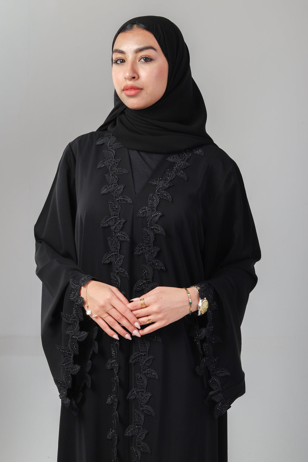 The Shimmering Leaf Border Abaya