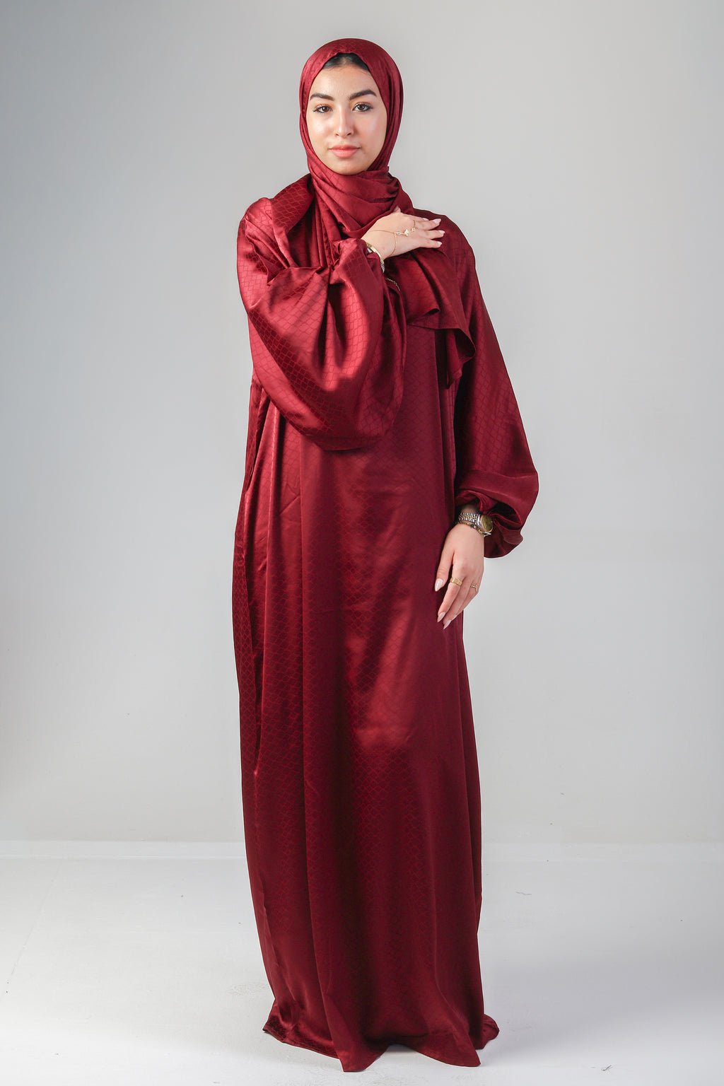 Dusty Burgundy Isdal